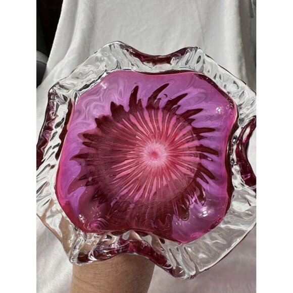 Vintage Handblown Cranberry Glass Cornucopia Vase with Ruffled Edge - Picture 10 of 10